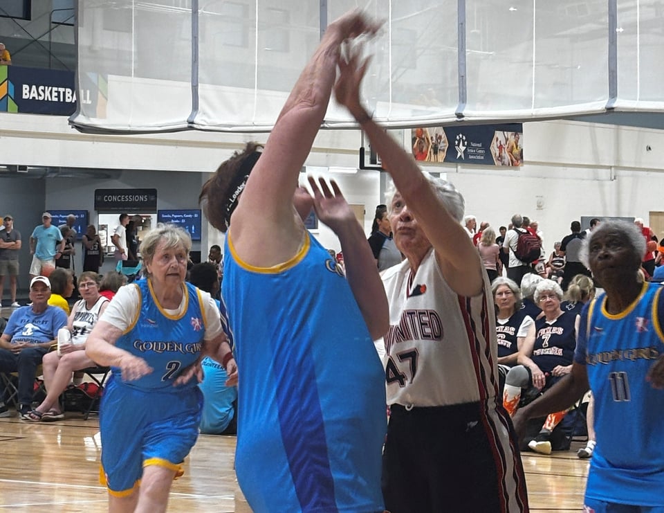 To Senior Games hooper with Iowa roots, age is just a number